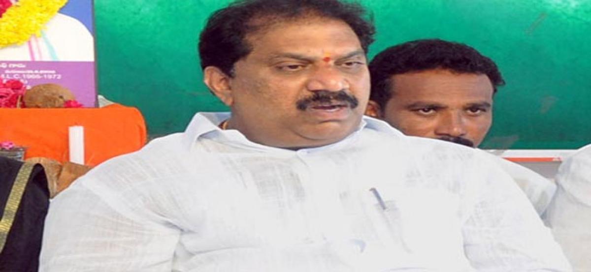 Malladi Vishnu all set to join YSRCP