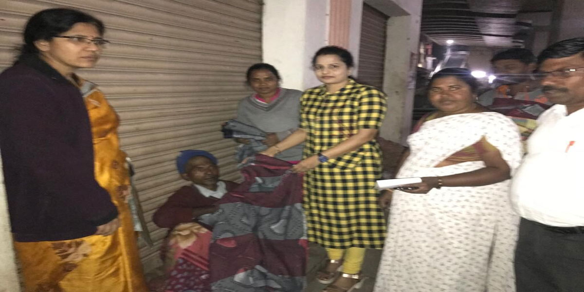 Blankets distributed to needy in Bharat Nagar