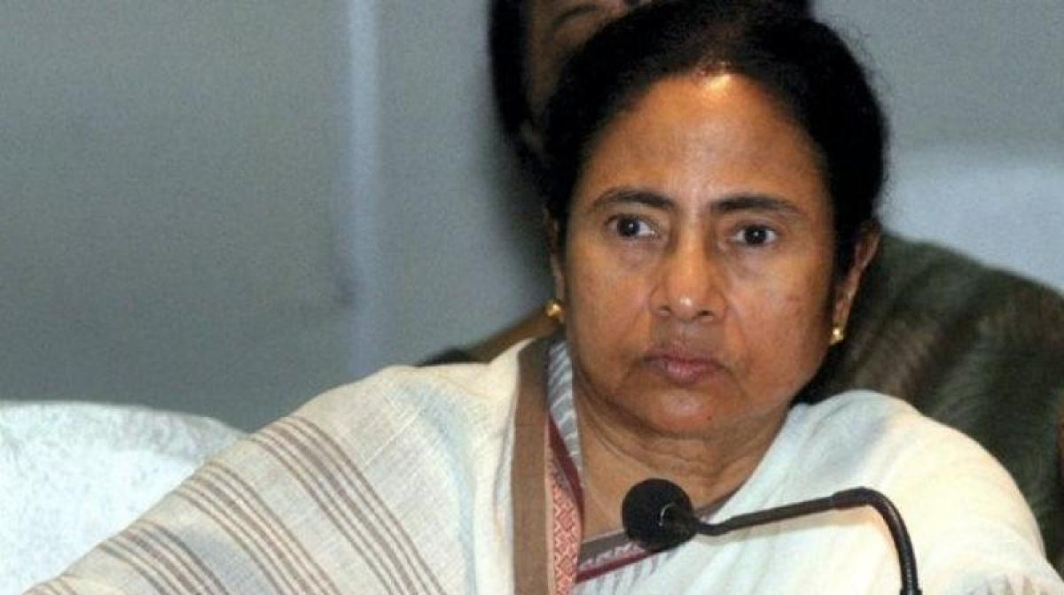 Against federal structure: SC quashes Mamata govt plea challenging Aadhaar