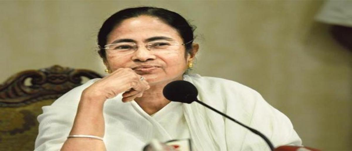 Mamata greets President Kovind on his birthday