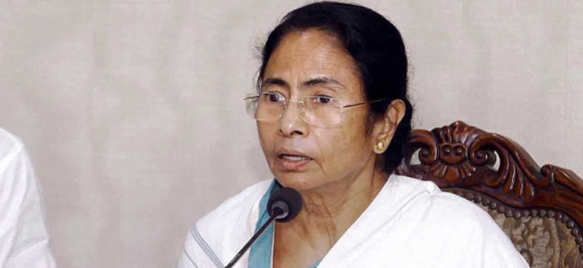 Mamata urges oppn parties to unite against BJP