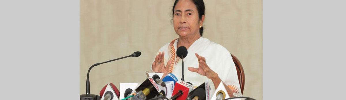 Mamata Banerjee asks people to uphold the secular fabric of the country