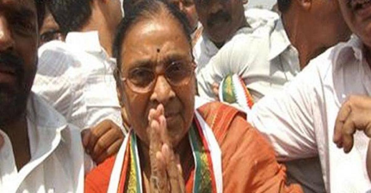 Former CM T Anjaiahs wife Manemma passes away