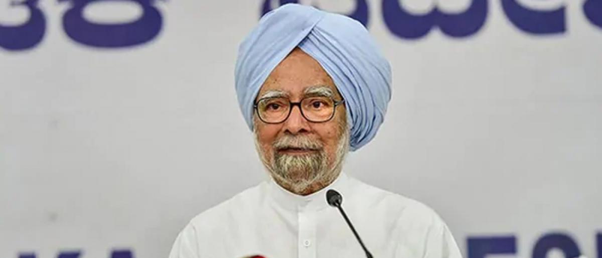 Modi government damaging institutions like CBI, says Manmohan Singh