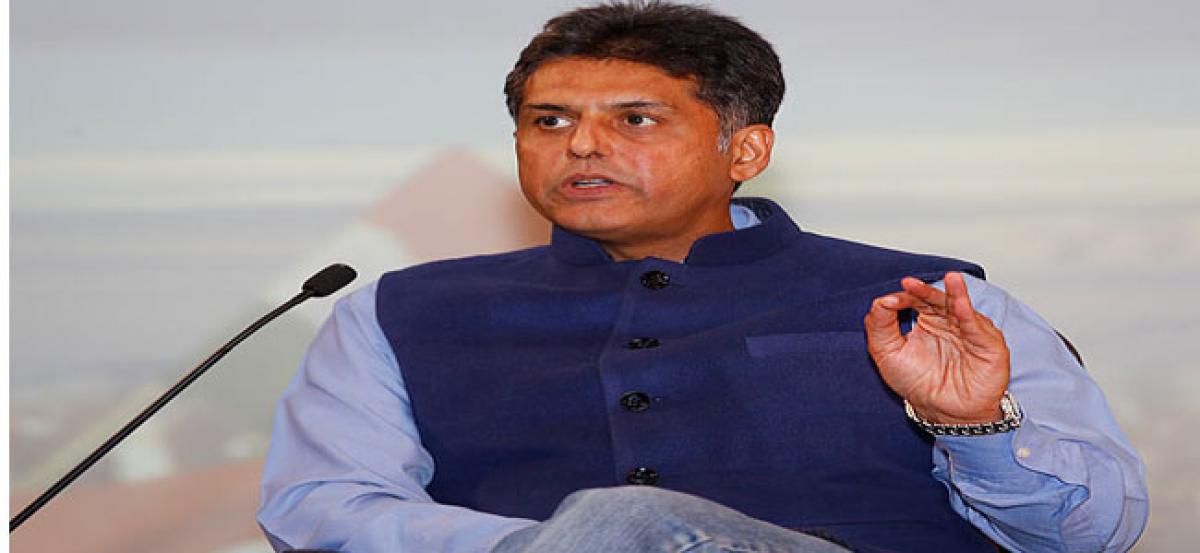 Cong questions PM Modis commitment to inviolable borders