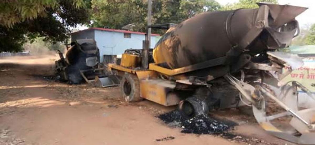 Maoist attack in Bastar: Contractor’s son shot dead, road construction equipment burnt