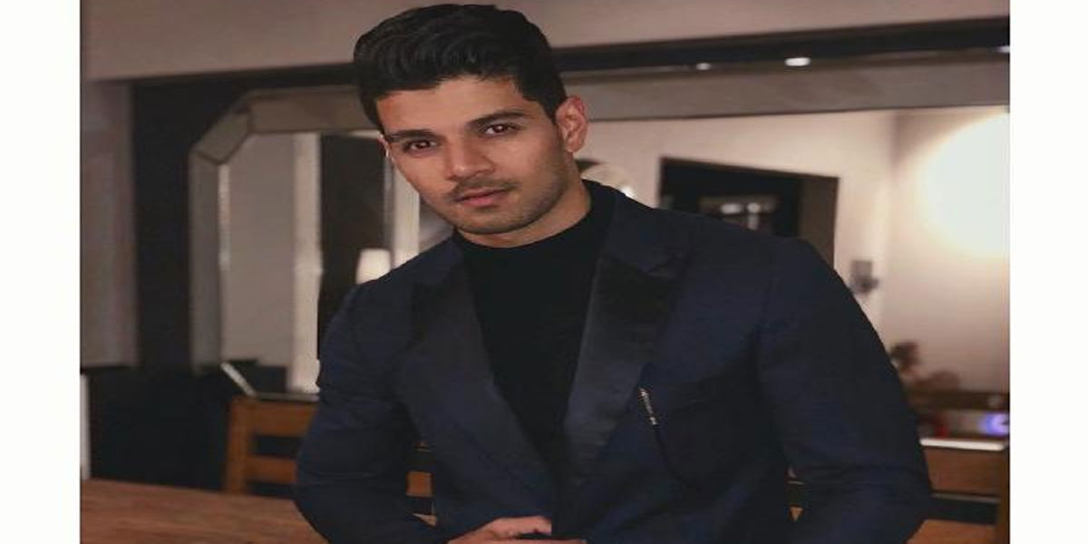 Sooraj Pancholi returns to Twitter