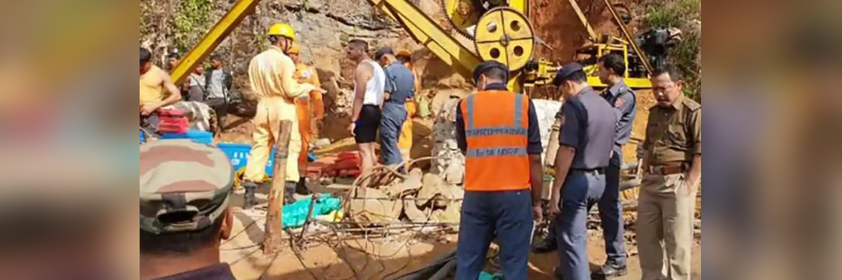No blueprint of illegal mine, facing difficulties in rescue ops: Centre to SC
