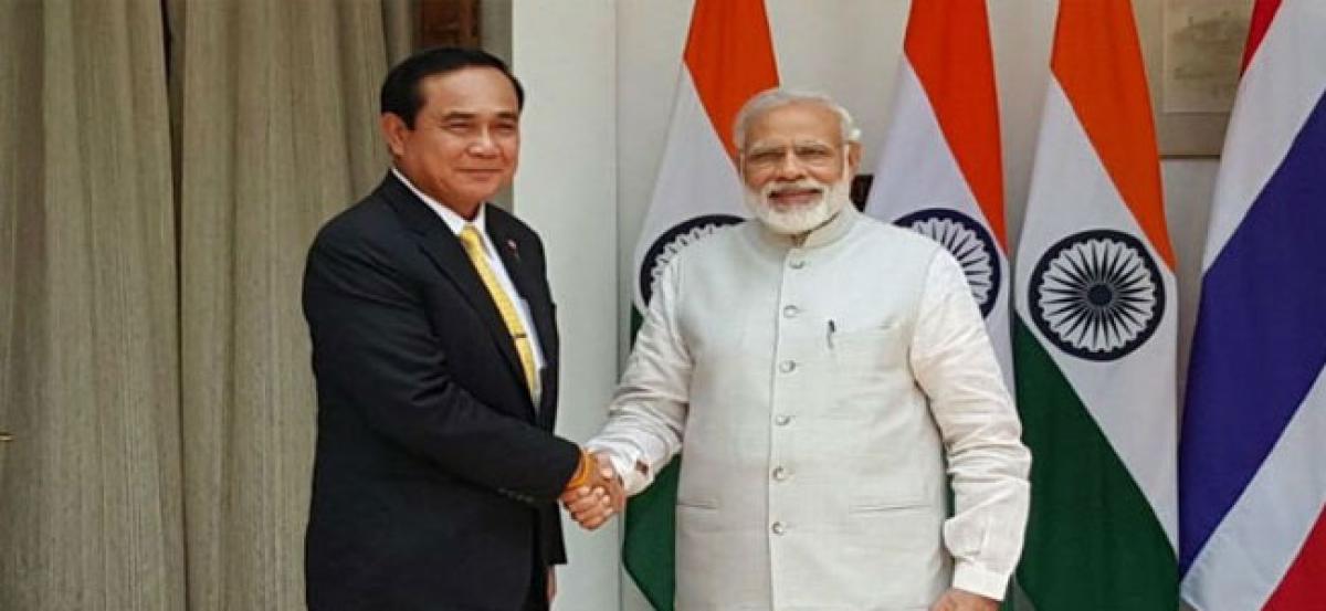 PM Modi meets Thailand Prime Minister Prayut Chan-o-cha