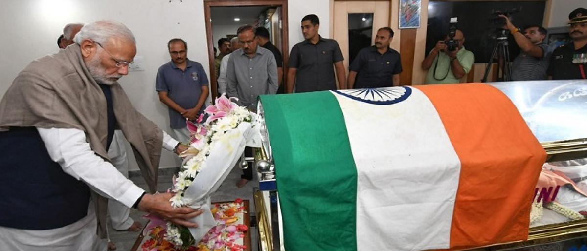 Union Minister Ananth Kumar to be cremated with state honours today