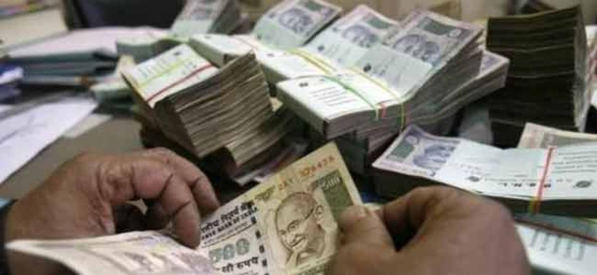 Why is the Centre hiding so many demonetized notes, question Congress and TMC