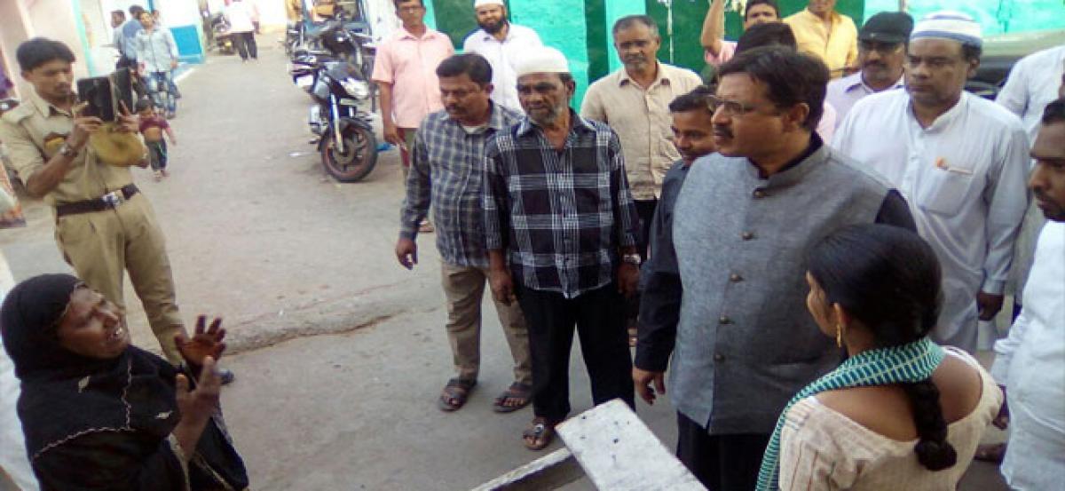 MLA inaugurates ‘Salar-e-Millat’ tailoring centre at Moosa Ngar