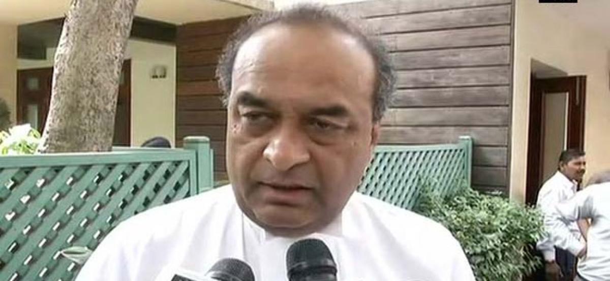 Mukul Rohatgi says Yeddyurappas letter to court shows majority