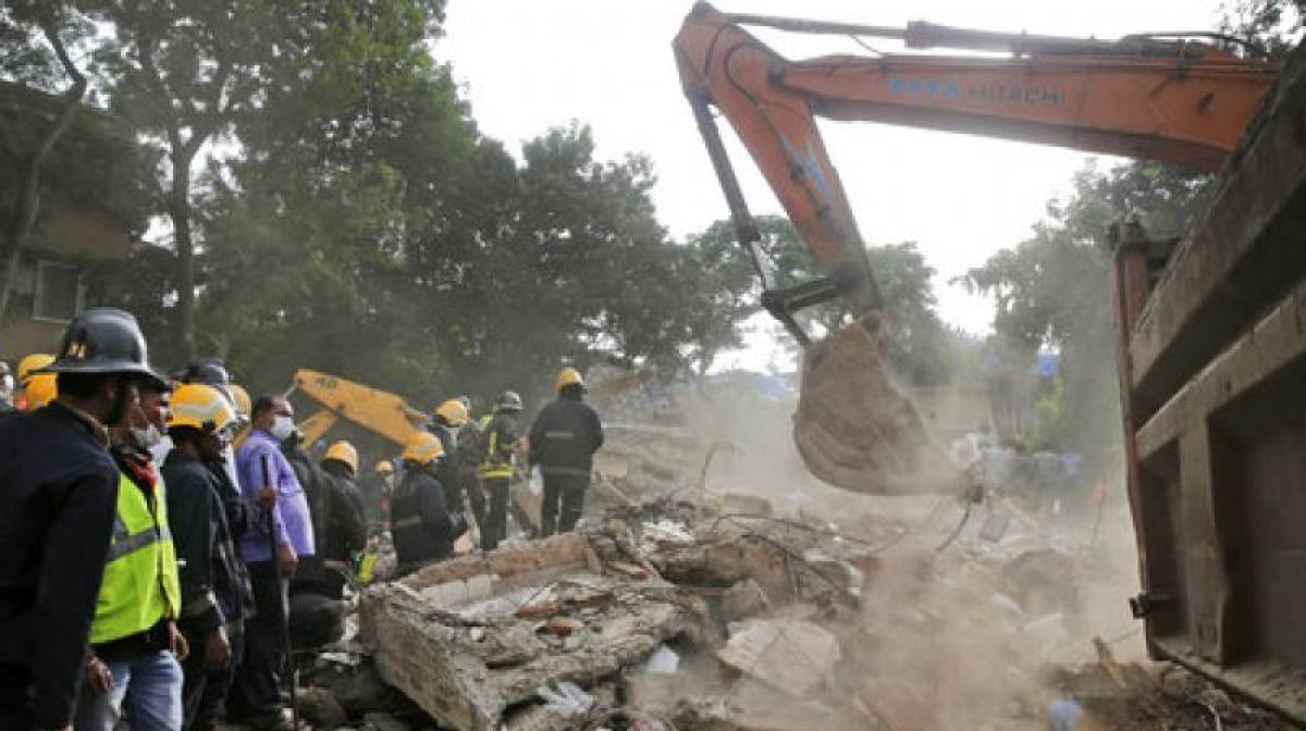 Mumbai building collapse toll reaches 17