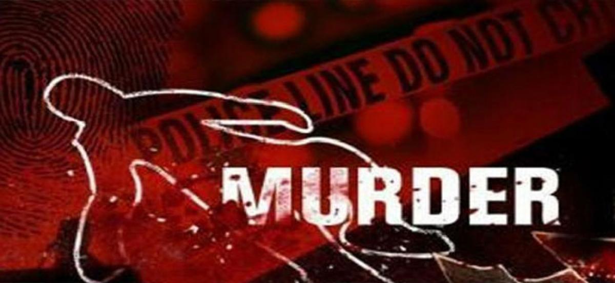 Employer stabs employee in Hyderabad, absconds