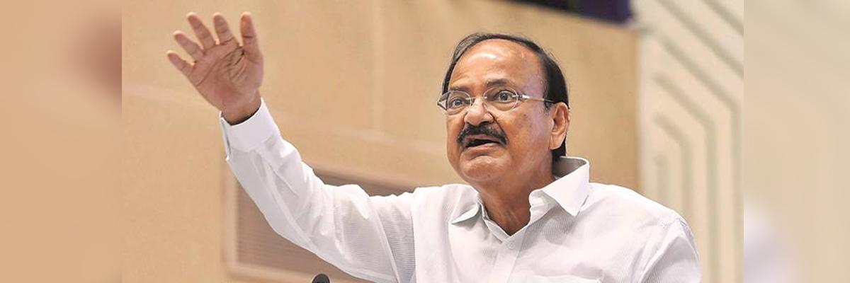 Pvt sector can set up healthcare facilities in rural areas: Naidu