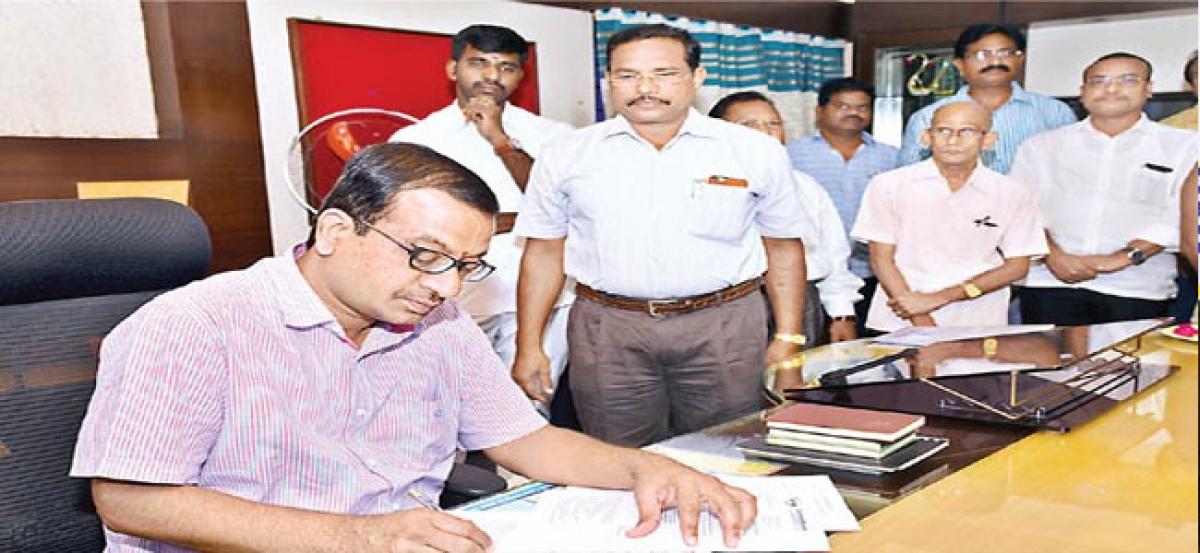 Andhra Pradesh Eastern Power Distribution Company Limited CMD shifted