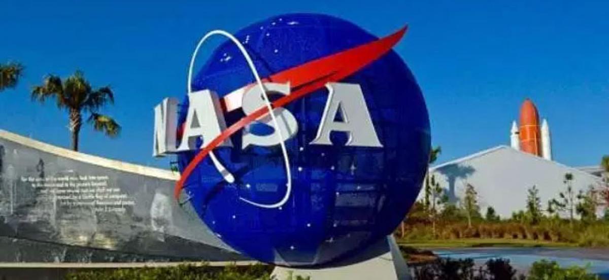 Oscar trophys everlasting shine - NASA Technology behind it