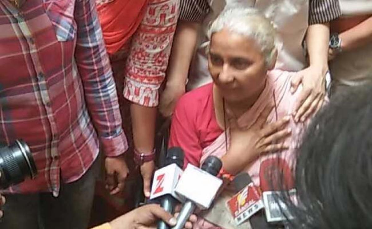 Delhi Court Issues Production Warrant Against Activist Medha Patkar