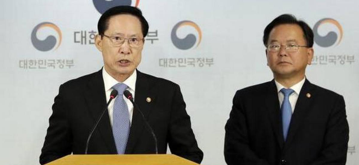 South Korea suspends civilian drills to help talks with North Korea