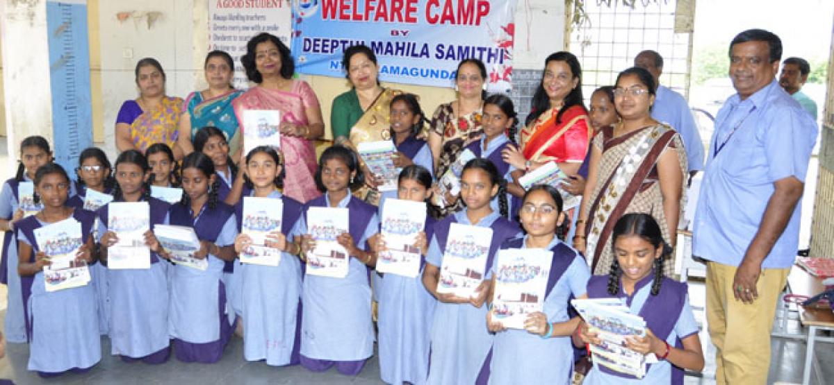 Deepthi Mahila Samithi distributes notebooks