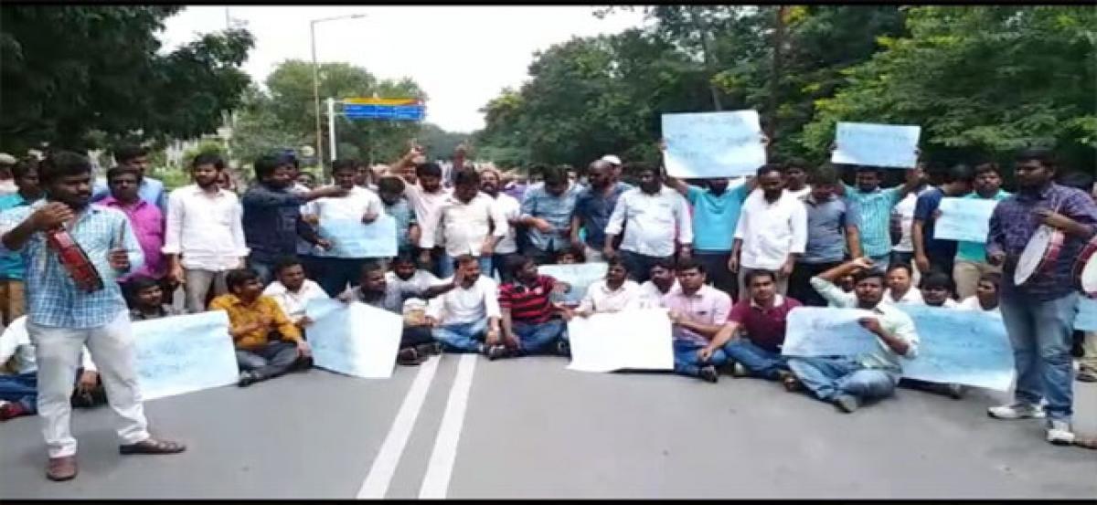 Osmania University students demand probe by sitting High Court judge