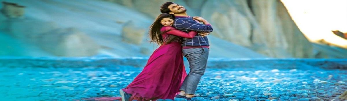 Padi Padi Leche Manasu Movie Twitter review