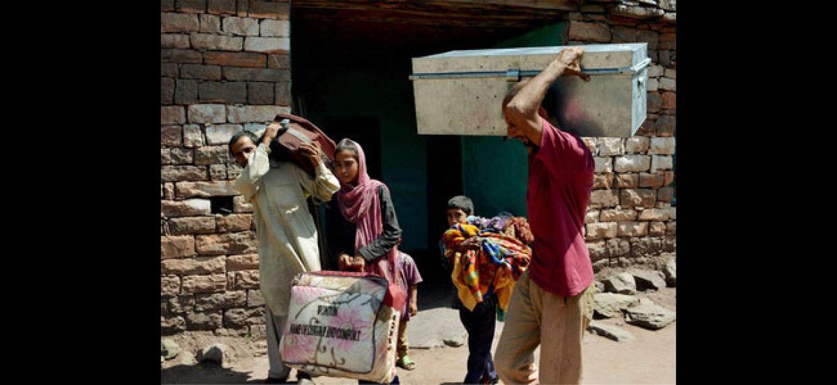 J&K: Arnia town, nearly 100 villages deserted as thousands flee Pakistan shelling