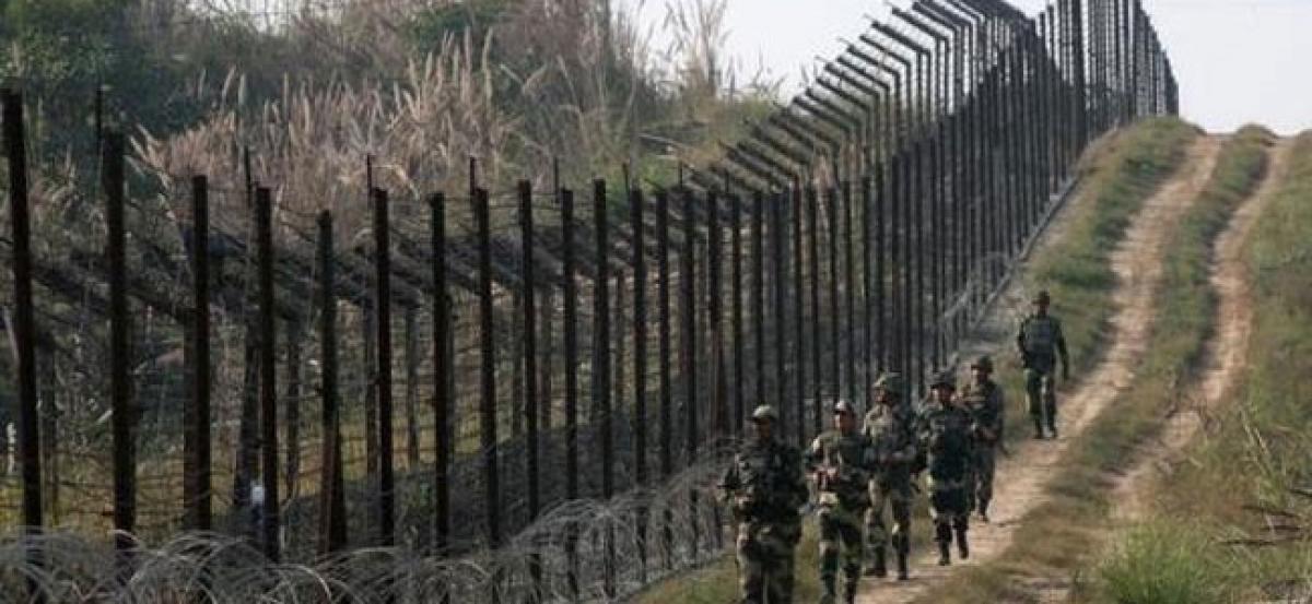 Pakistan violates ceasefire in Samba, Hiranagar sectors