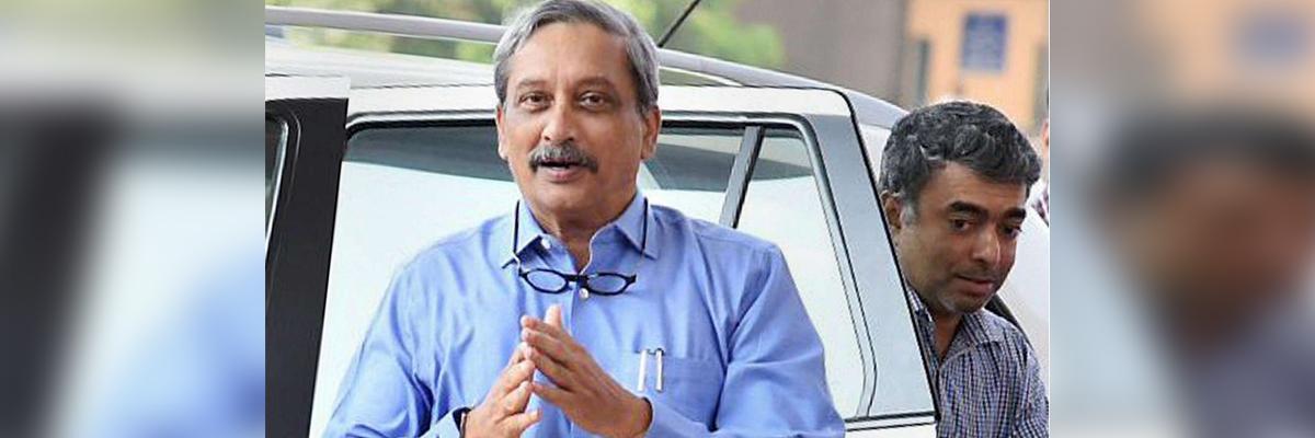 Parrikar should be allowed to deal with illness without pressure and tamasha