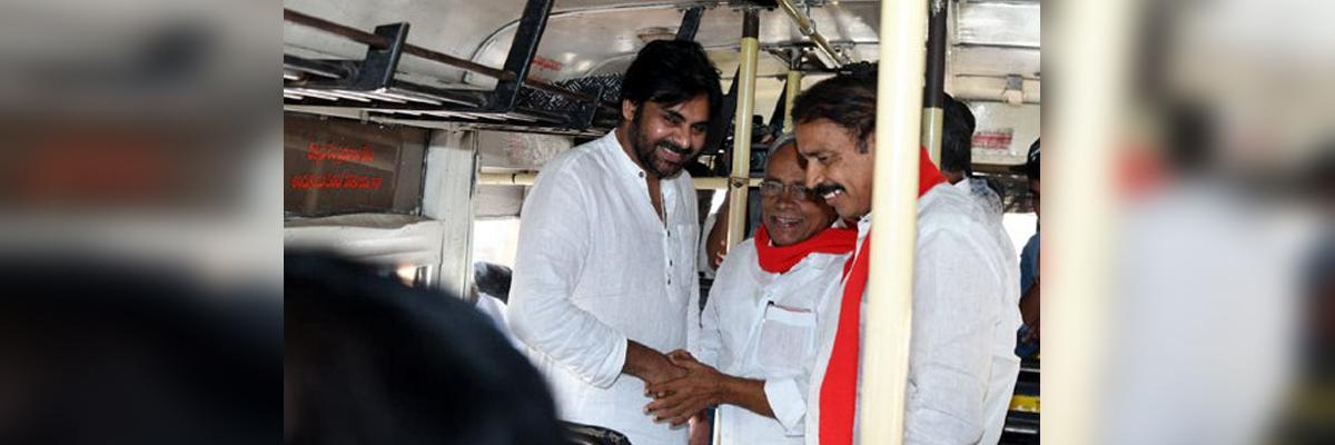 Janasena chief Pawan Kalyan takes a bus ride in Rajahmundry