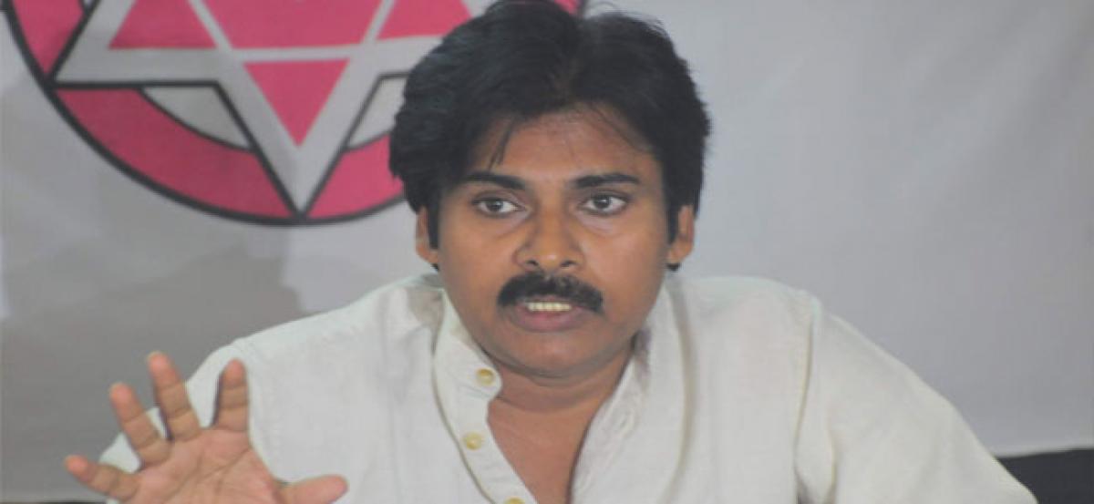 Pawan Kalyan to approach Telangana police with complaint