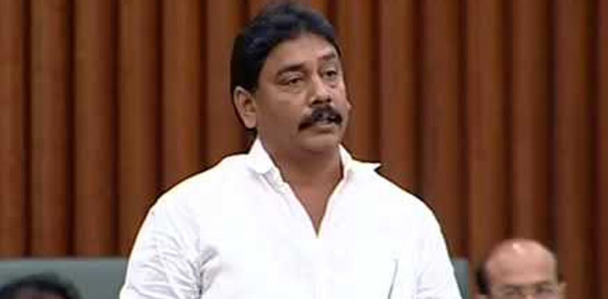 Release sand seigniorage funds: MLA Pendurthi Venkatesh