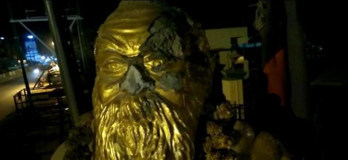 Periyar statue vandalised in Vellore