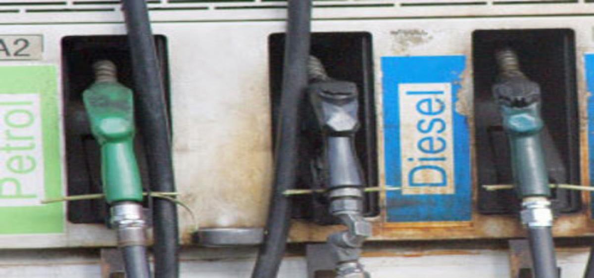 TSRTC’s petrol pump move gets tepid response