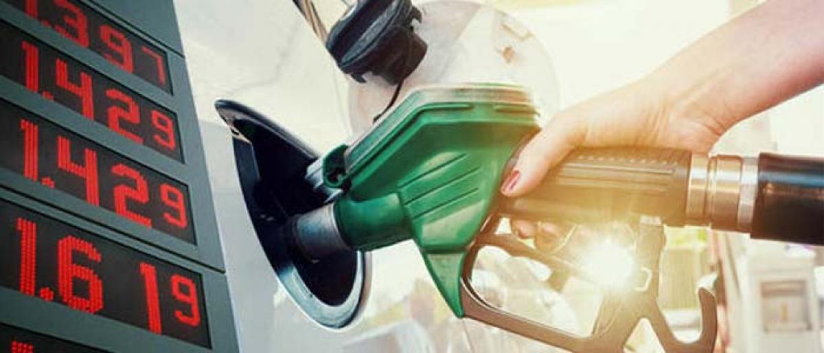 HC rejects plea seeking formula of petrol pricing
