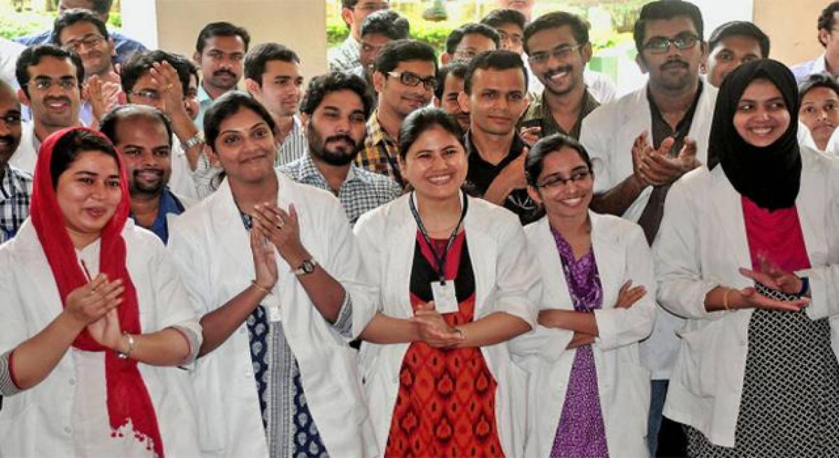 AP Govt hikes stipend to house surgeons, PG doctors