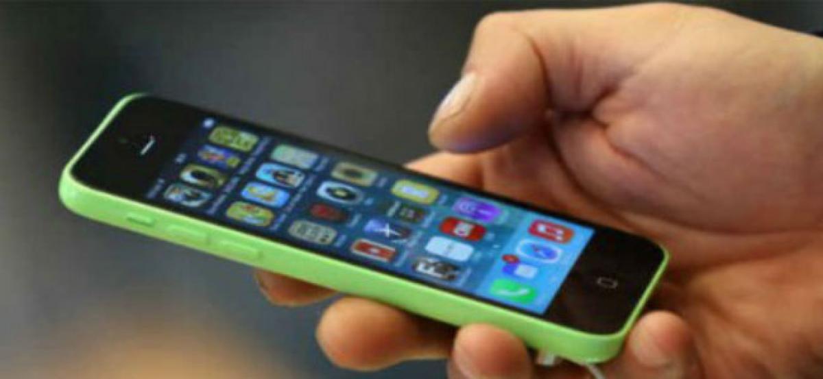 Mobile internet services suspended in Kashmir Valley