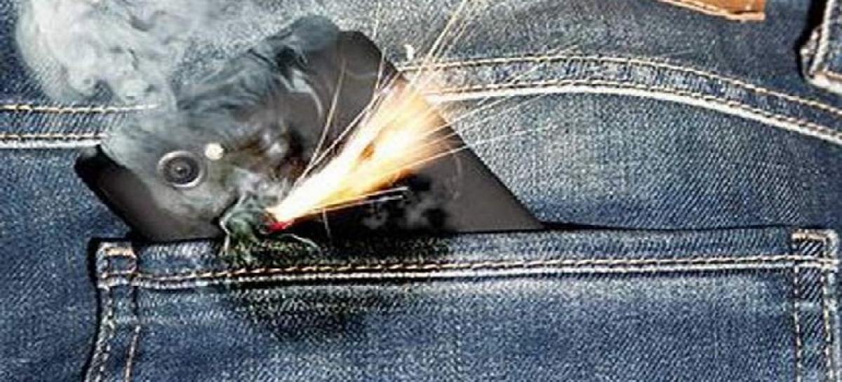 Smarphone explodes in users pocket, man sustains serious injuries
