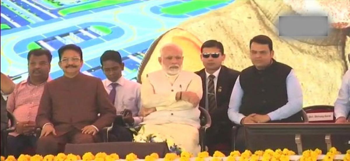 PM lays founding stone of Navi Mumbai International Airport