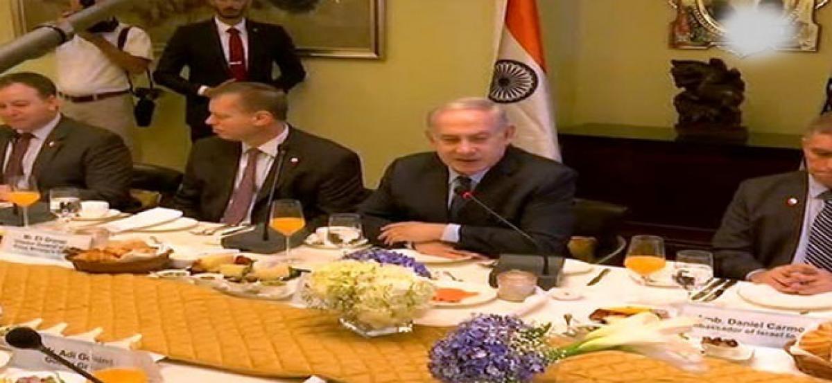 Israel PM meets biz leaders over power breakfast in Mumbai
