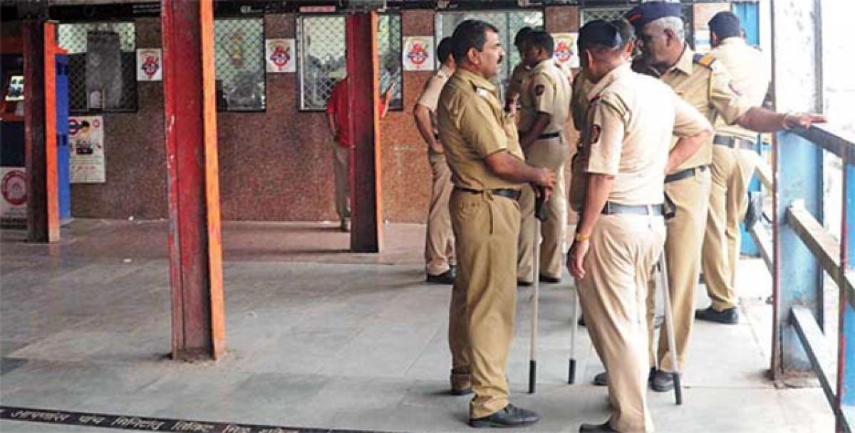 Railway cop in Anti-Corruption Bureau net