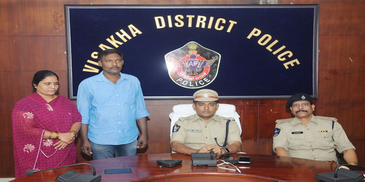 Two senior Maoists surrender before Vizag police