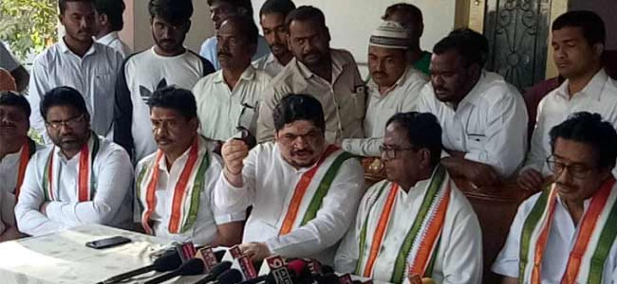 Ponnala, Ponnam slam TRS government