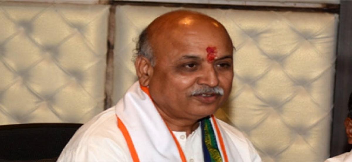 Pravin Togadia wants Centre to  pass Act for Ram temple