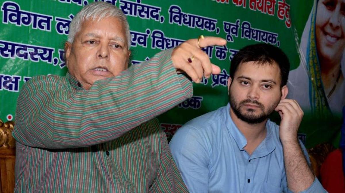 CBI summons Lalu Yadav, son Tejashwi in hotels-for-land scam