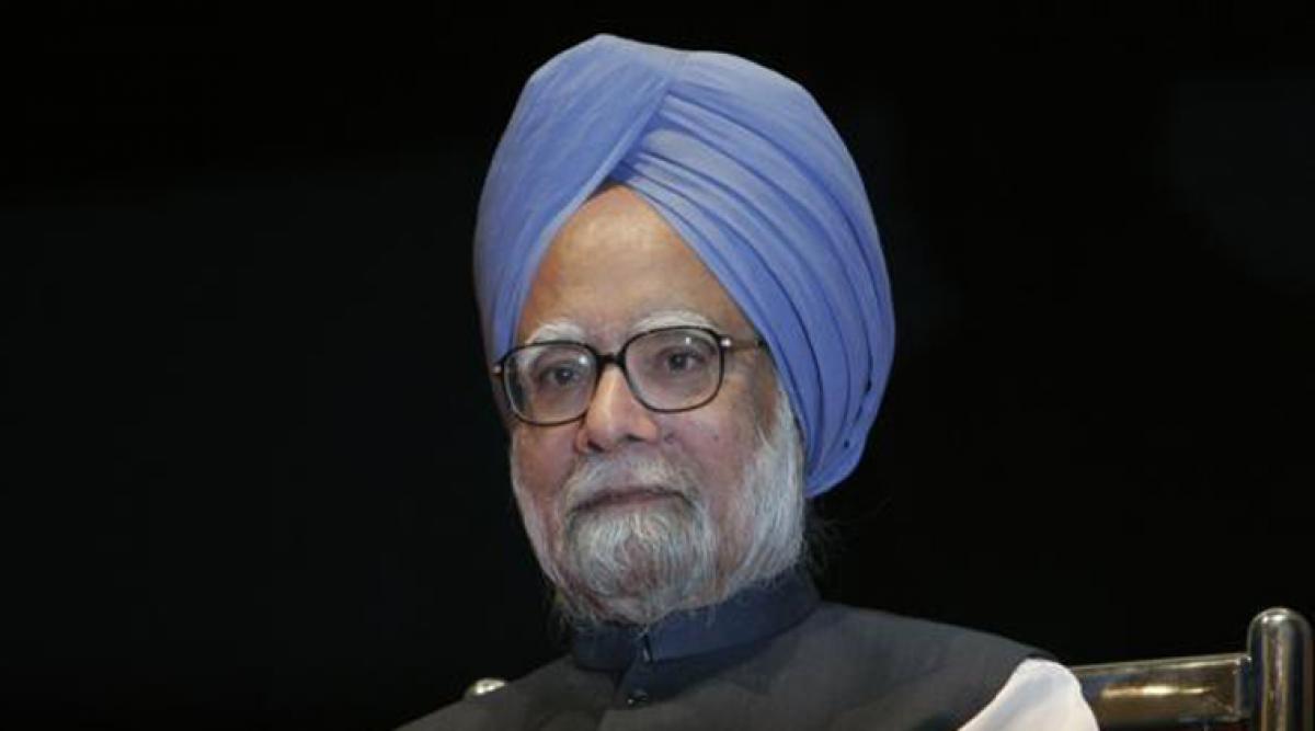 Congress must gift Manmohan Singh and save India