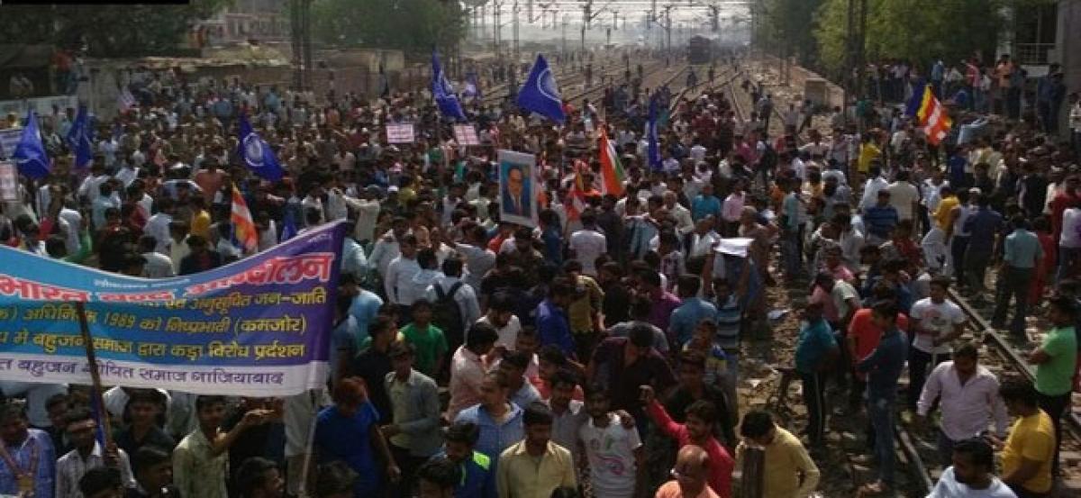 Violent protests mar Bharat Bandh across country