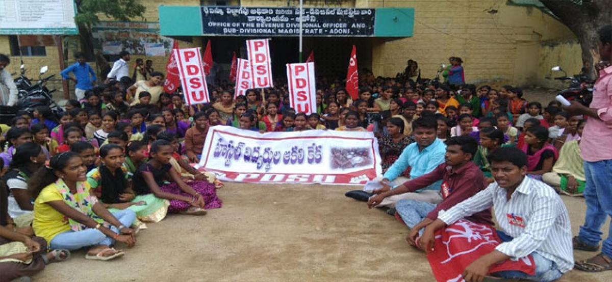 PDSU protests for better facilities in welfare hostels