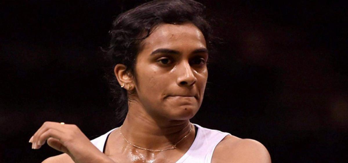 Sindhu wins, Srikanth loses